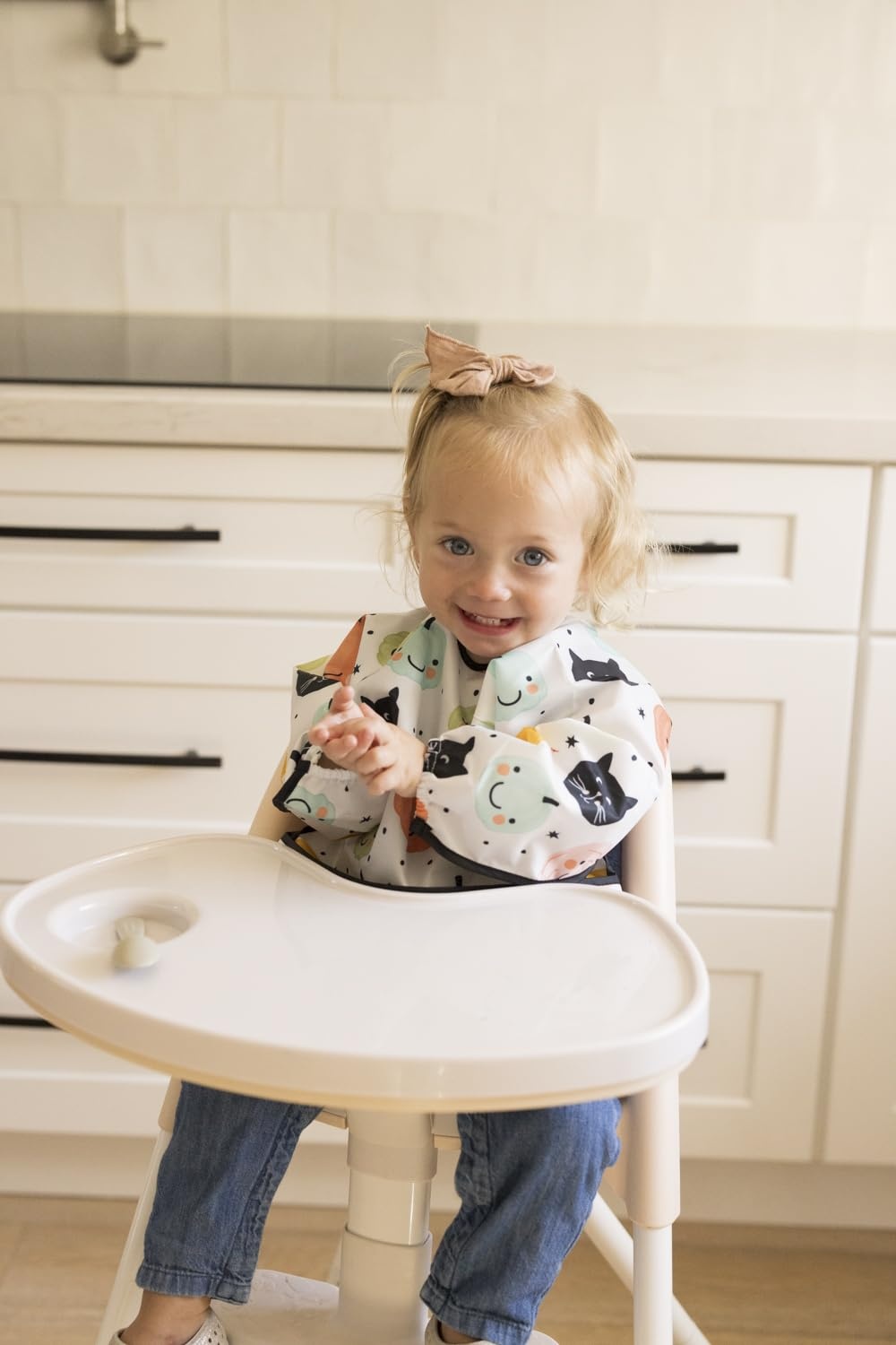 image:imageTiny Twinkle Long Sleeve Bib for Babies amp Toddlers Waterproof Smock Bib for Eating Machine Washable amp MessProof Feeding Essentials Newborn Shower Gift Santa 624MPumpkins