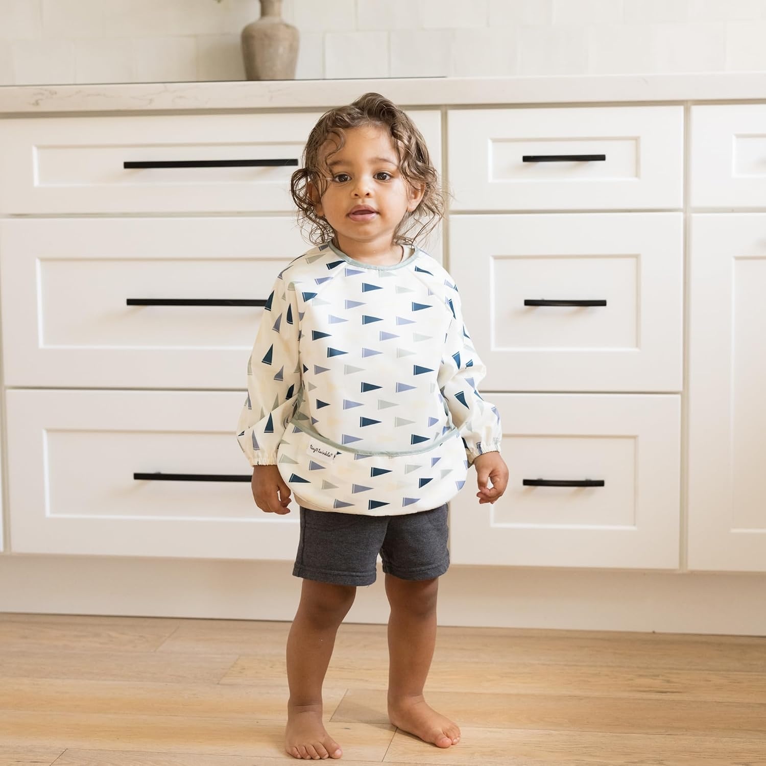 image:imageTiny Twinkle Long Sleeve Bib for Babies amp Toddlers Waterproof Smock Bib for Eating Machine Washable amp MessProof Feeding Essentials Newborn Shower Gift Santa 624MVarsity Flags